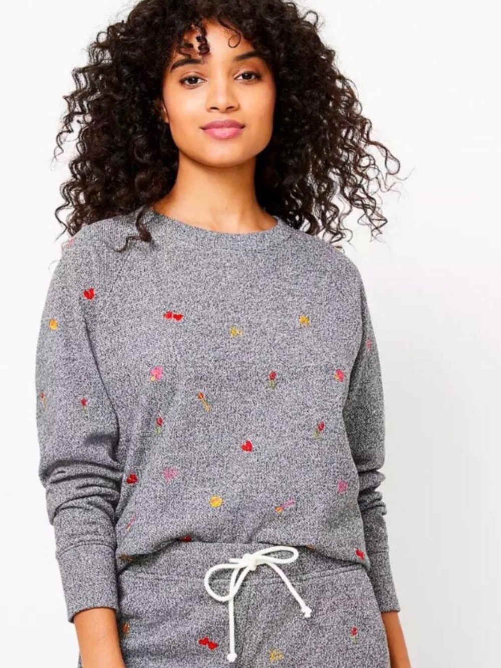 Lou & Grey x Loft Women's Sweatshirt Gray Embroidered Heart Emoji Pullover XL